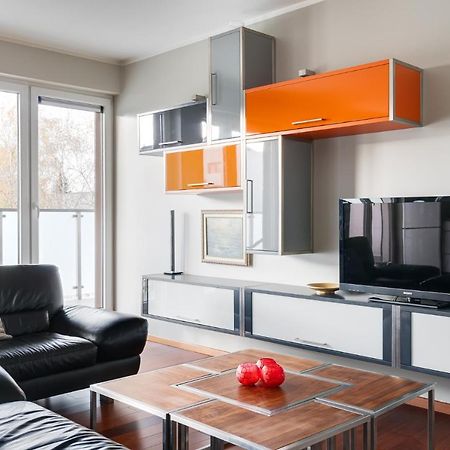 Lasek Marcelinski 2-Bedroom Apartment Познань Экстерьер фото