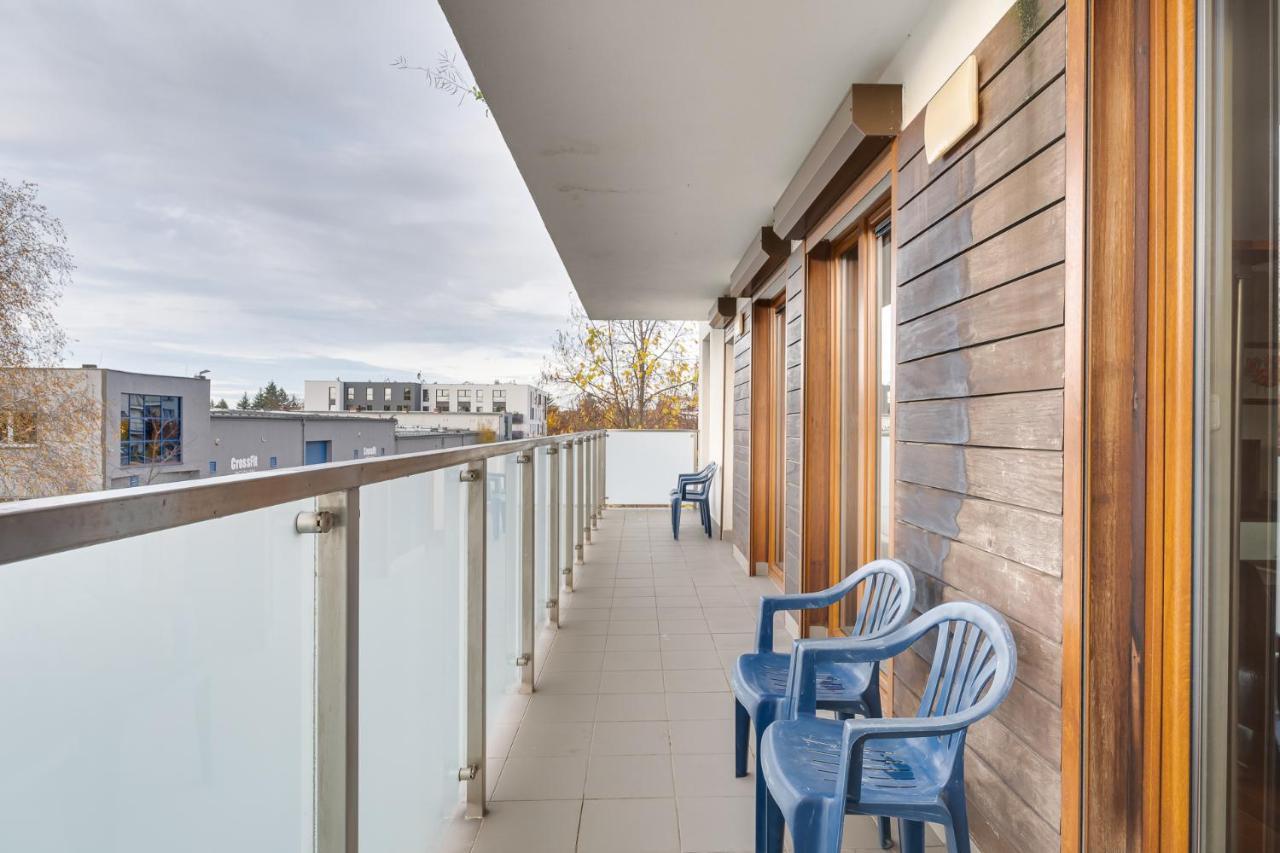 Lasek Marcelinski 2-Bedroom Apartment Познань Экстерьер фото