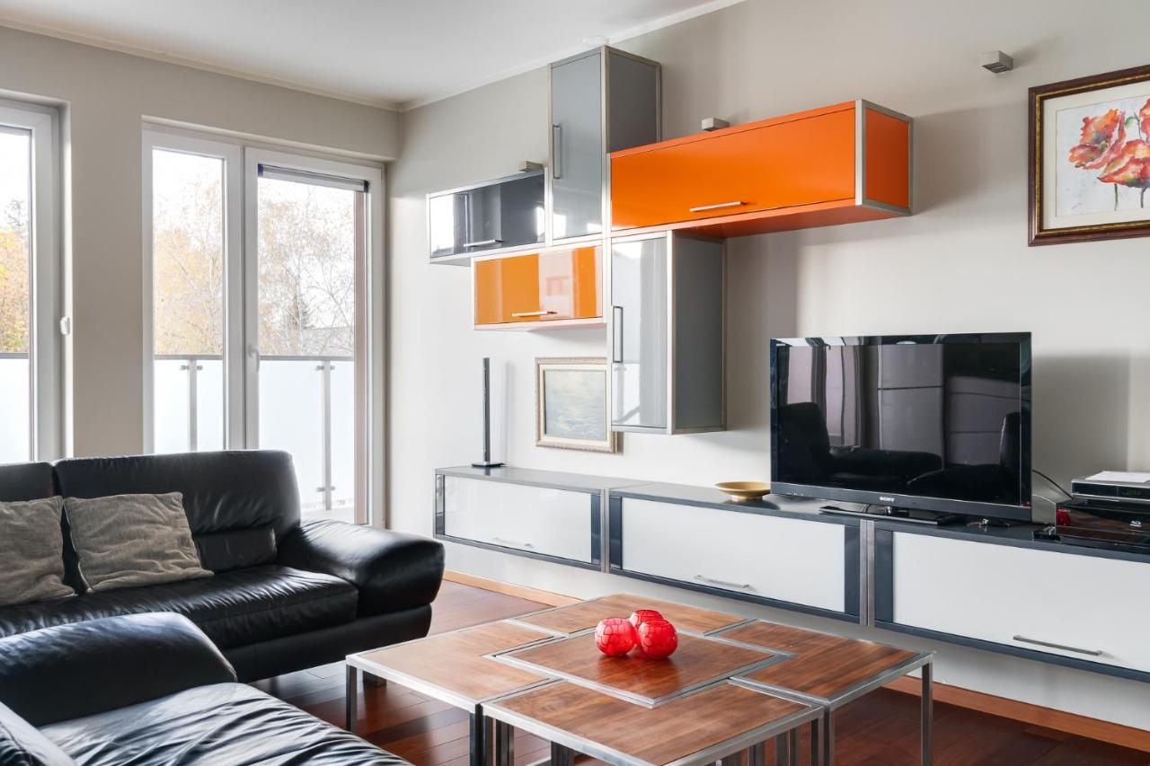 Lasek Marcelinski 2-Bedroom Apartment Познань Экстерьер фото