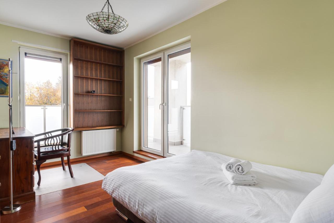 Lasek Marcelinski 2-Bedroom Apartment Познань Экстерьер фото